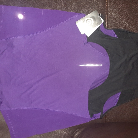 Tanktop - Picture 2 of 3